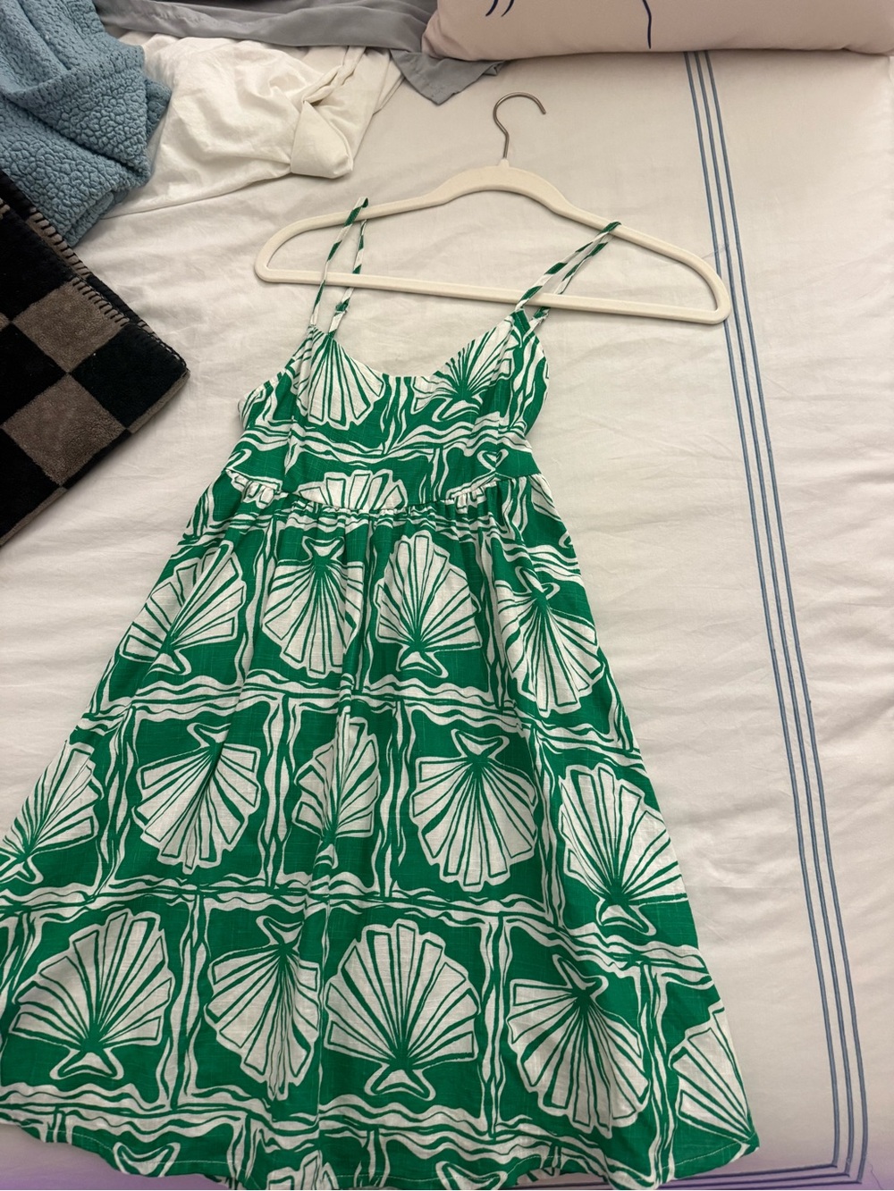 Green Shell-Print Spaghetti Strap Dress billabong size small